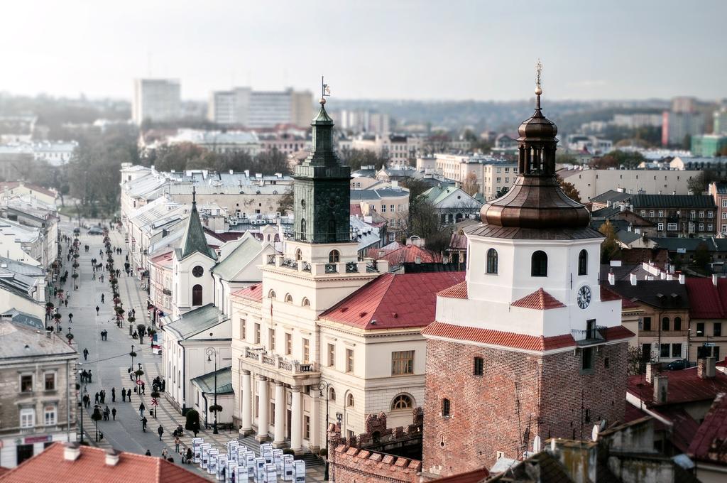 Hotel Ilan Люблин Екстериор снимка